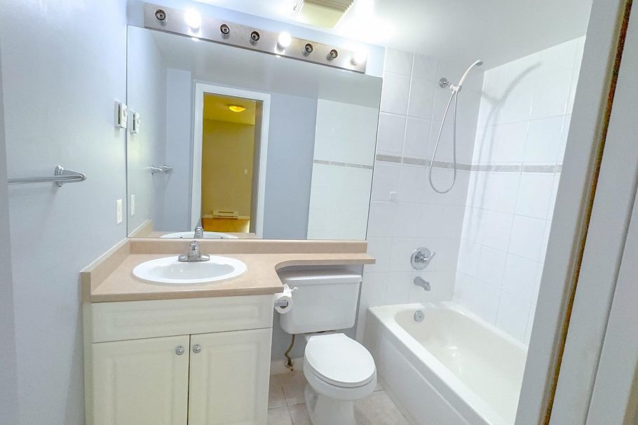 311 5555 Victoria Drive Vancouver, BC - 17