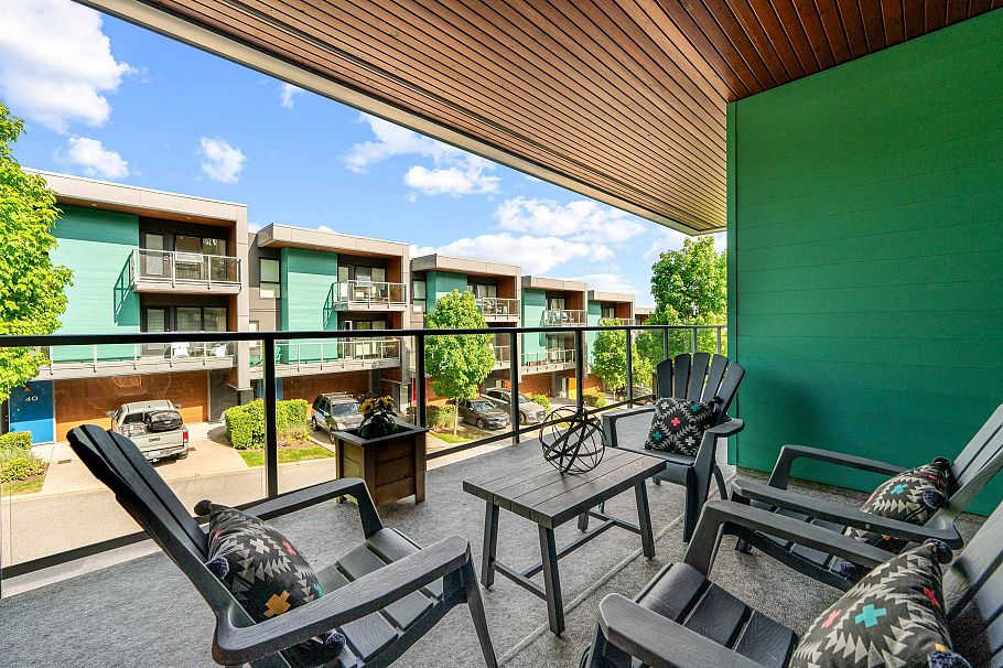 23 3596 Salal Drive North Vancouver, BC - 37