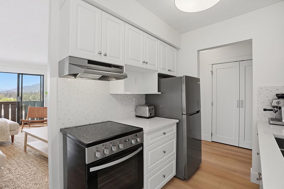 314 1345 Chesterfield Avenue North Vancouver, BC - 20