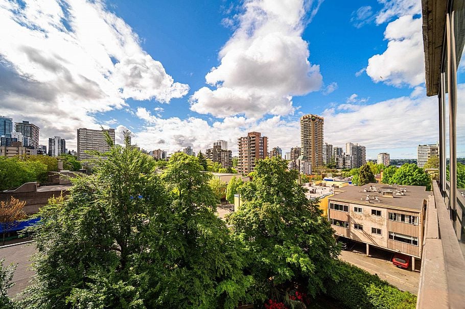 602 1816 Haro Street Vancouver, BC - 21