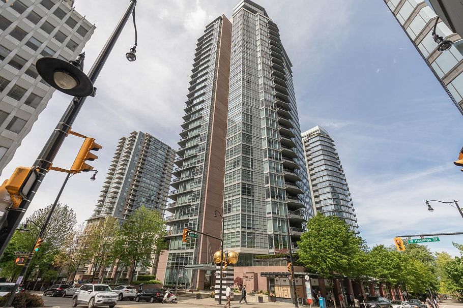2405 1205 W Hastings Street Vancouver, BC - 17