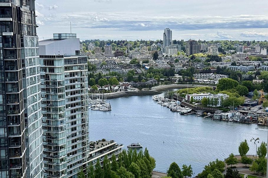 3106 1495 Richards Street Vancouver, BC - 1