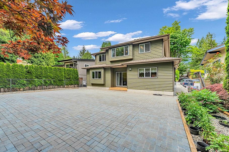 4317 Cliffmont Road North Vancouver, BC - 22