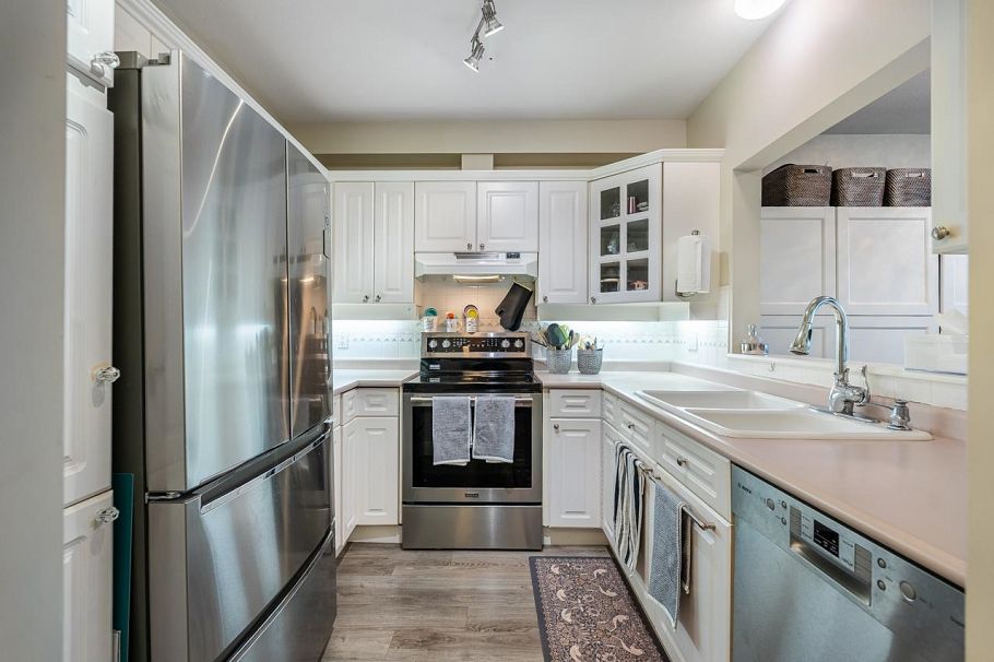 903 140 E 14th Street North Vancouver, BC - 9