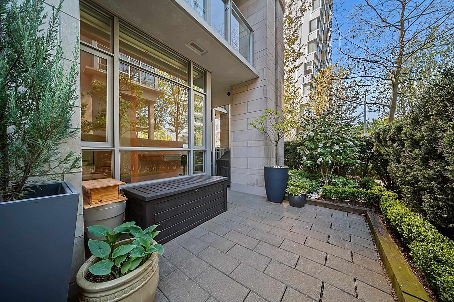 180 Athletes Way Vancouver, BC - 26