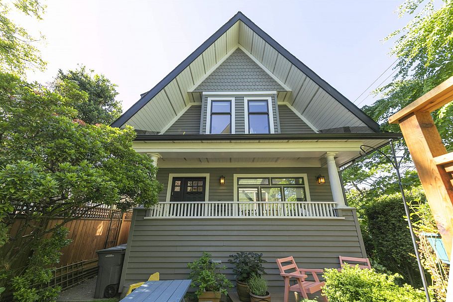 1608 Woodland Drive Vancouver, BC - 7