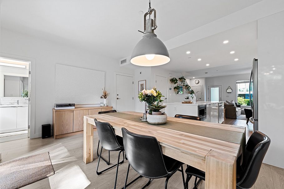 23 3596 Salal Drive North Vancouver, BC - 28