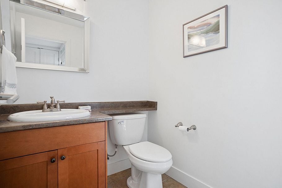 1382 Maple Street Vancouver, BC - 34