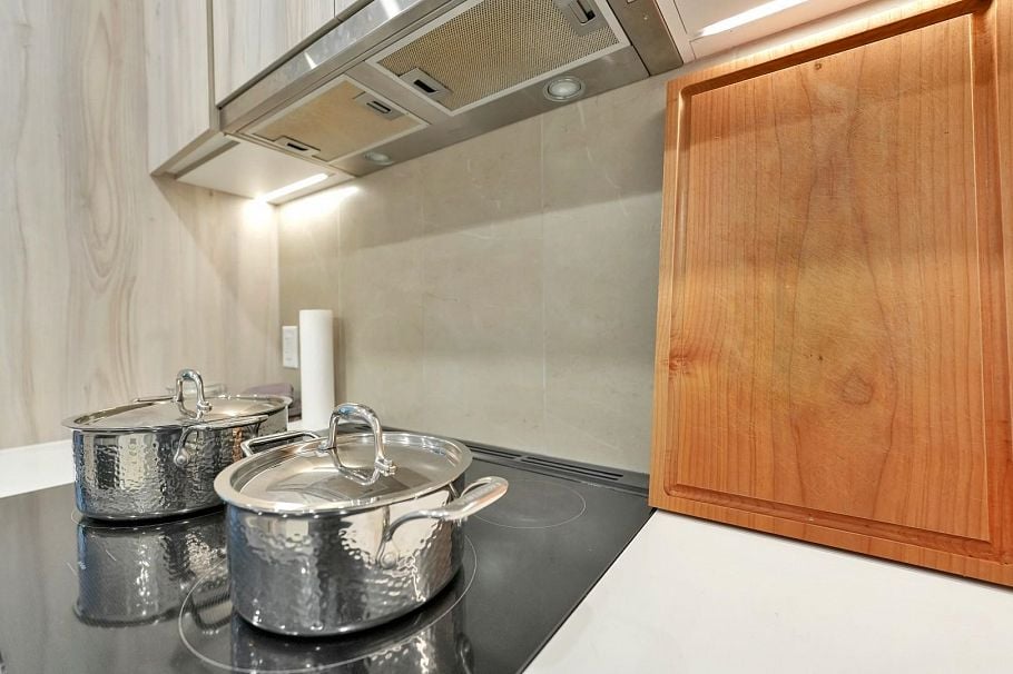 211 3596 Malsum Drive North Vancouver, BC - 5