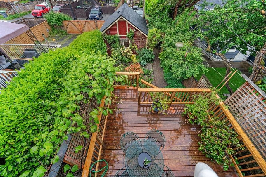 1153 E 13th Avenue Vancouver, BC - 25