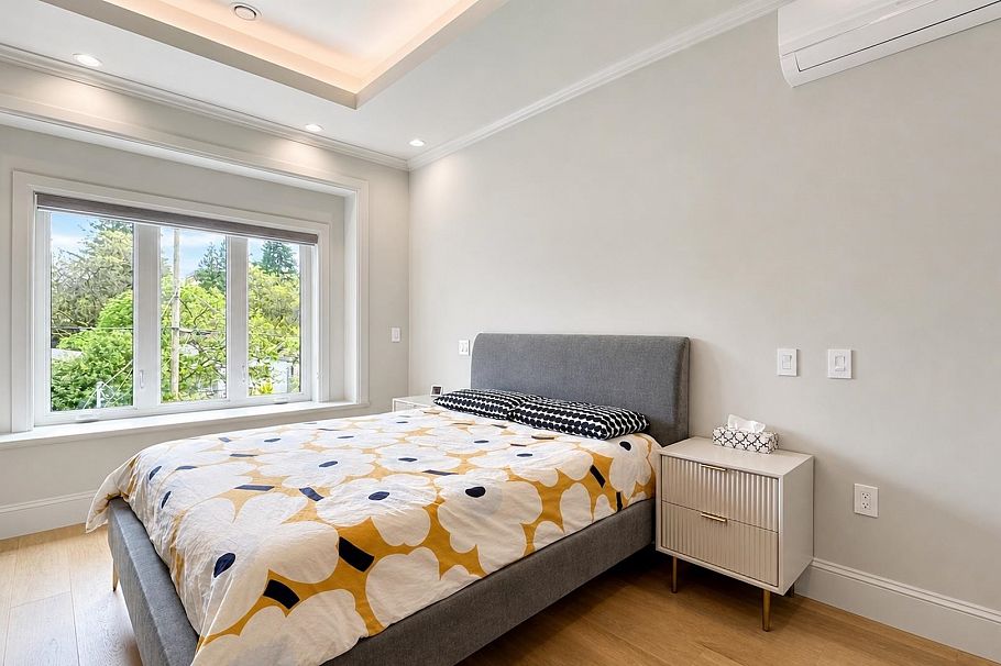 4618 W 8th Avenue Vancouver, BC - 22