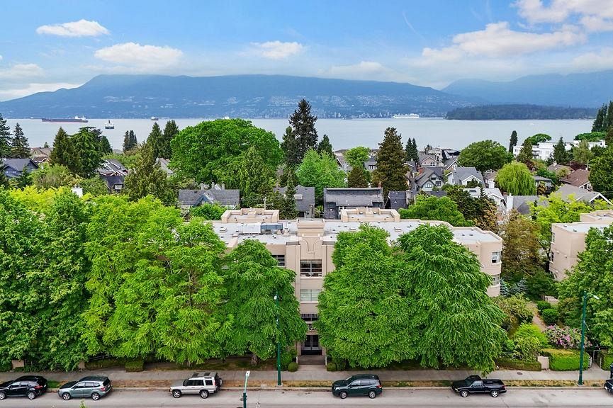 104 3023 W 4th Street Vancouver, BC - 36