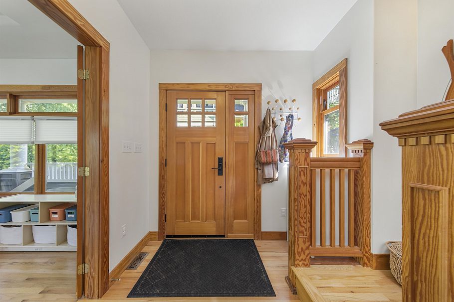 1608 Woodland Drive Vancouver, BC - 9