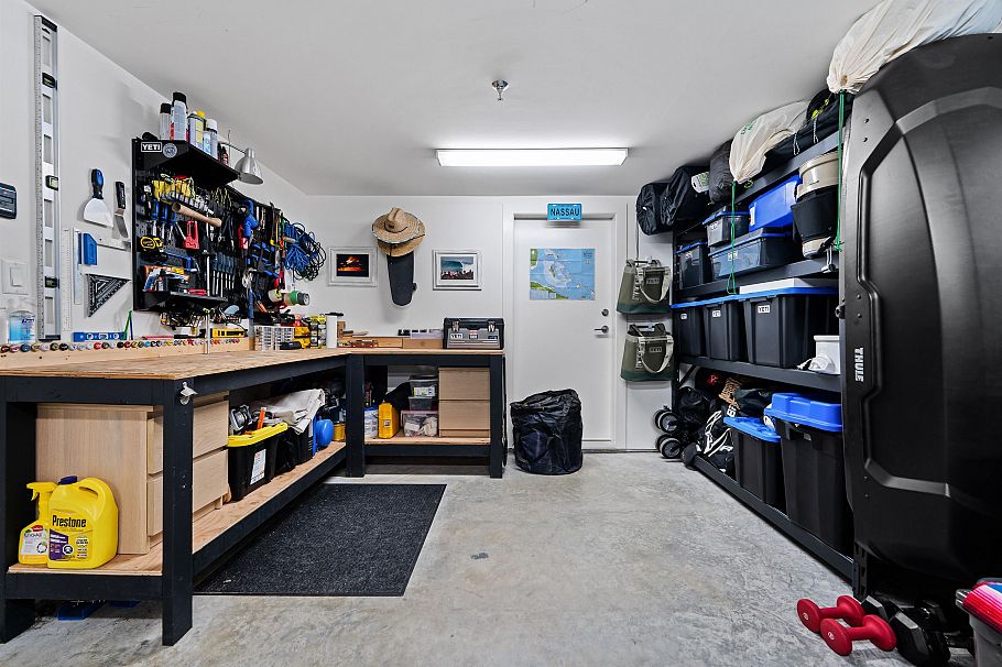 23 3596 Salal Drive North Vancouver, BC - 33
