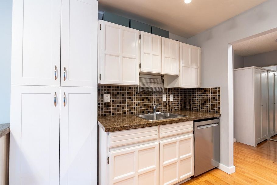 103 3353 Heather Street Vancouver, BC - 12