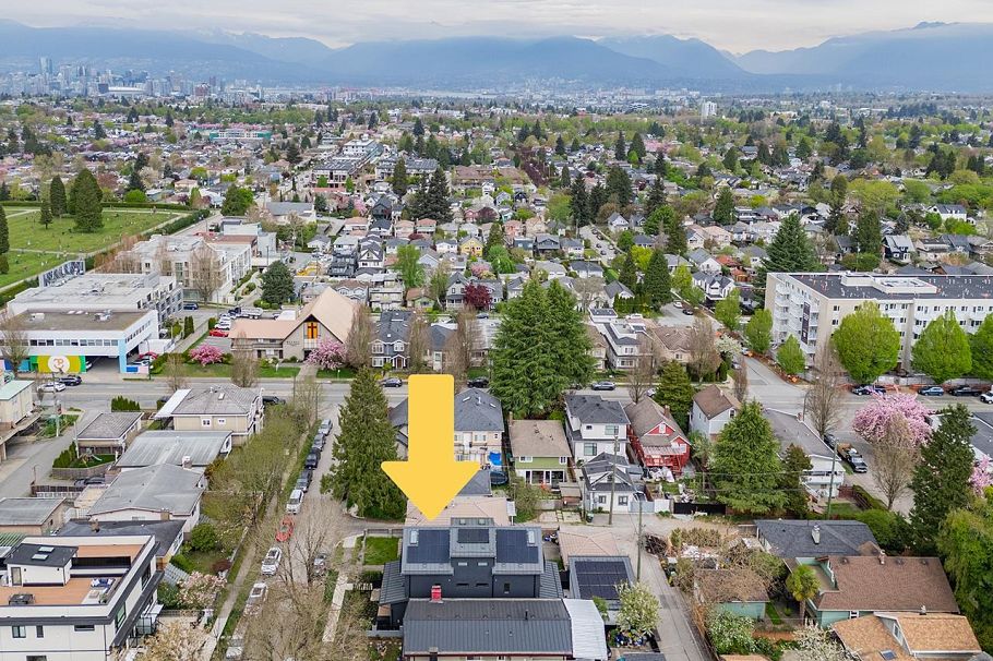 4956 Chester Street Vancouver, BC - 32