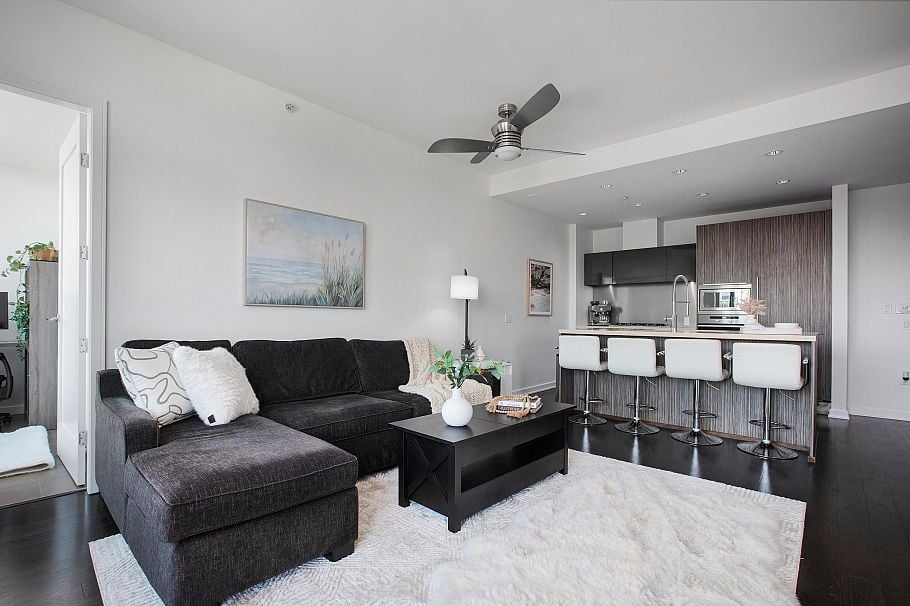 901 1616 Columbia Street Vancouver, BC - 7