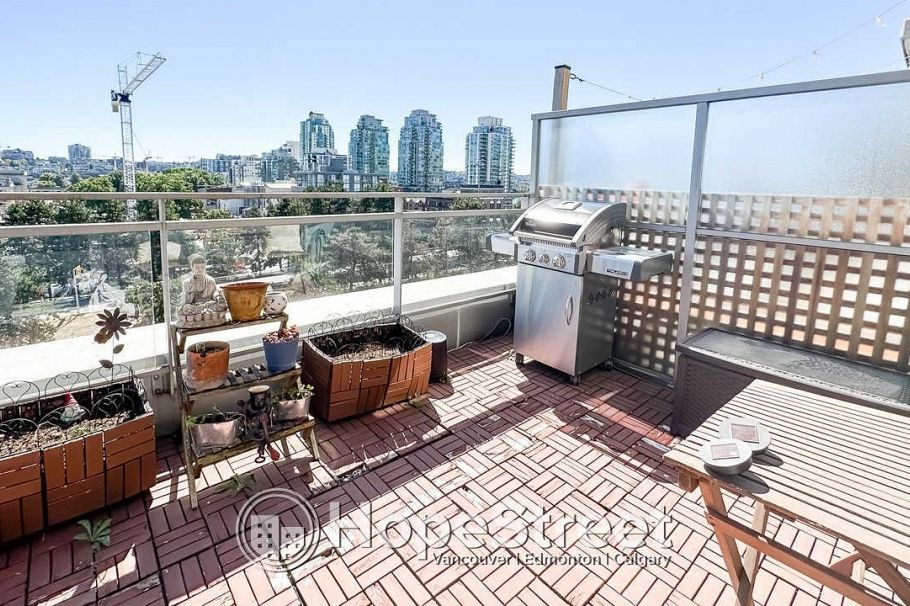 808 221 UNION STREET, Vancouver BC V6A 0B4 Vancouver, BC - 17