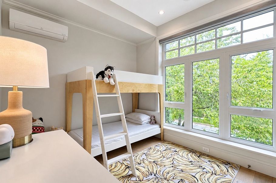 4618 W 8th Avenue Vancouver, BC - 26