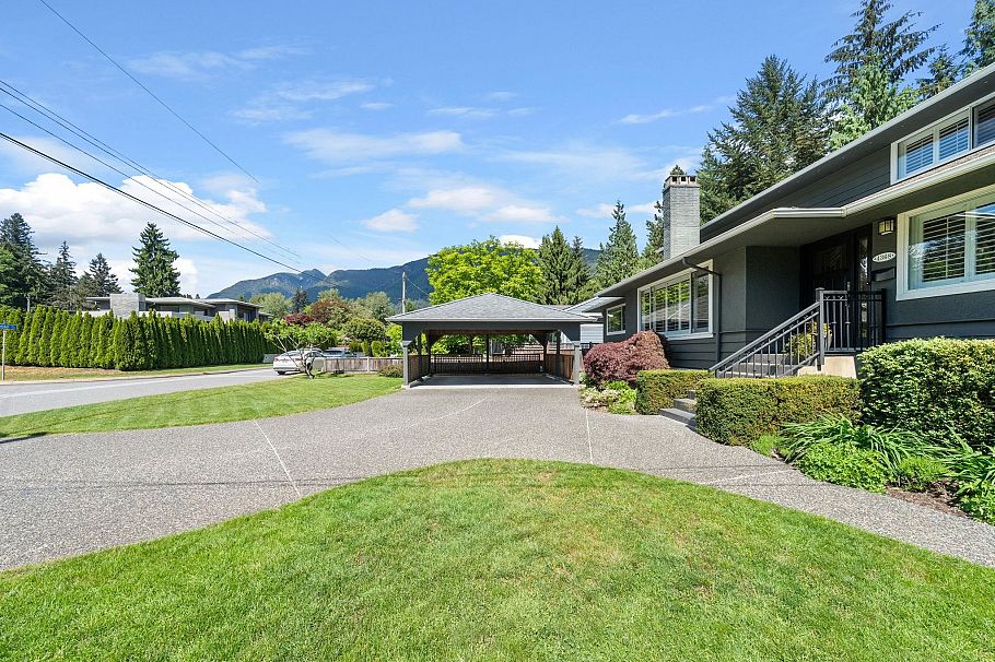 4368 Arundel Road North Vancouver, BC - 3