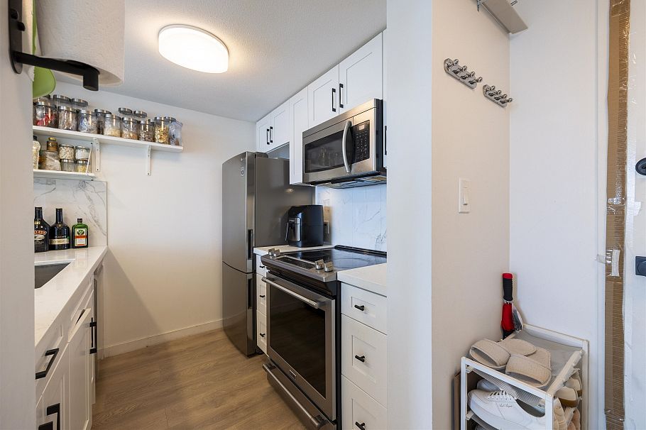 2508 438 Seymour Street Vancouver, BC - 4