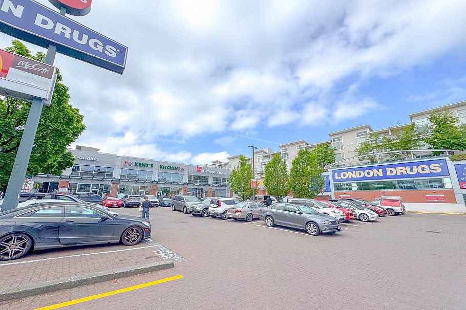 311 5555 Victoria Drive Vancouver, BC - 3
