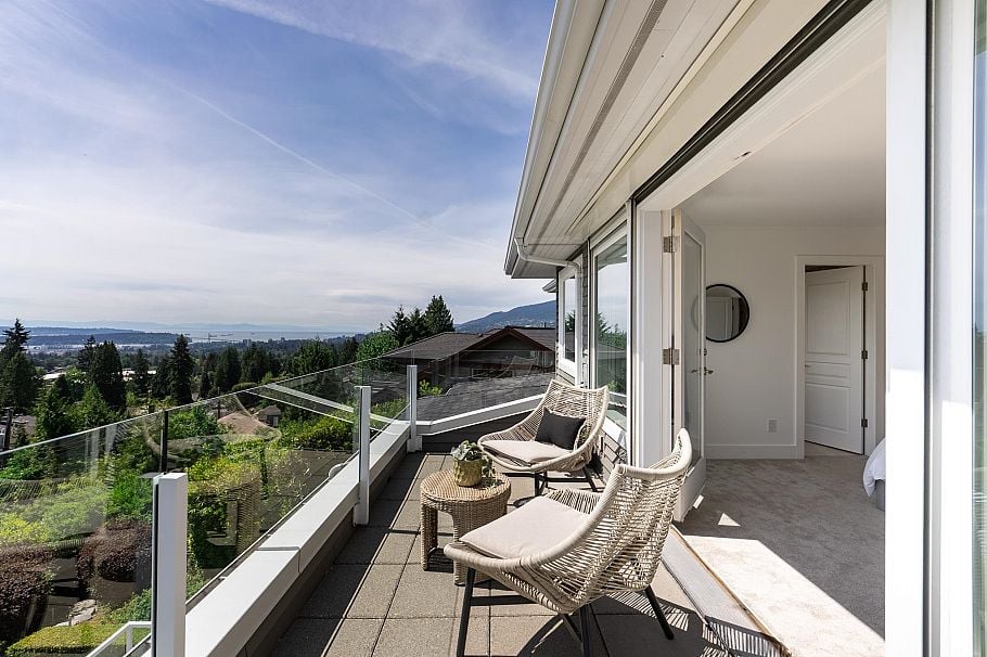 407 Brand Street North Vancouver, BC - 23
