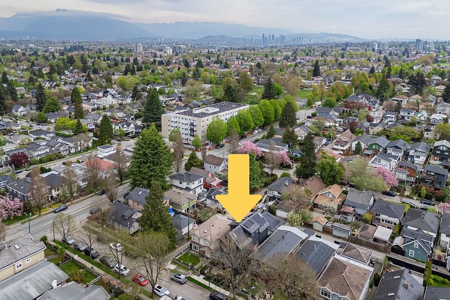 4956 Chester Street Vancouver, BC - 31