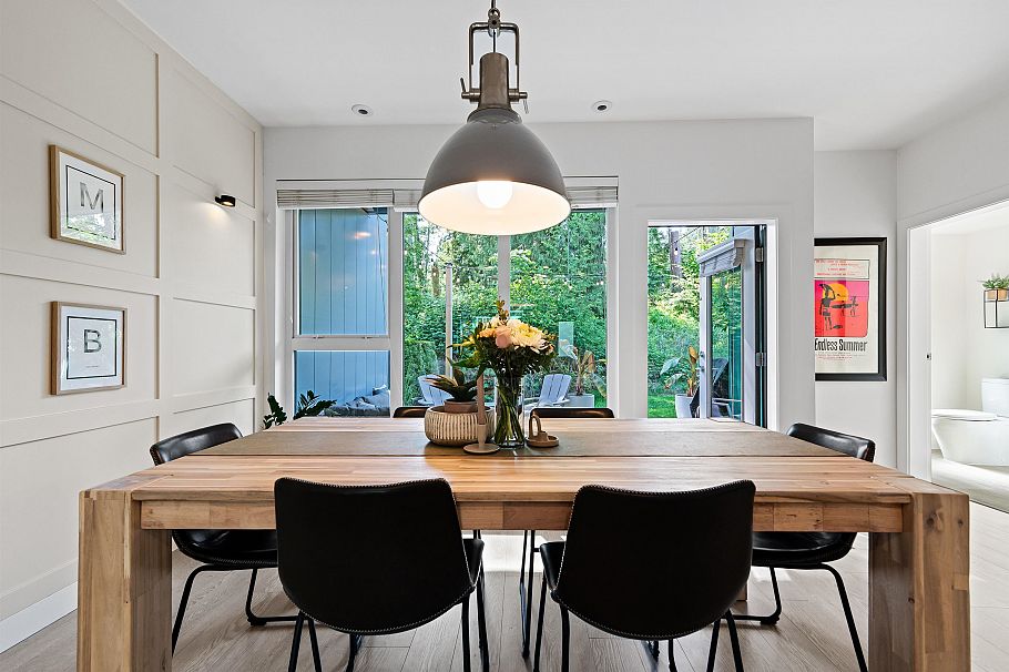 23 3596 Salal Drive North Vancouver, BC - 30