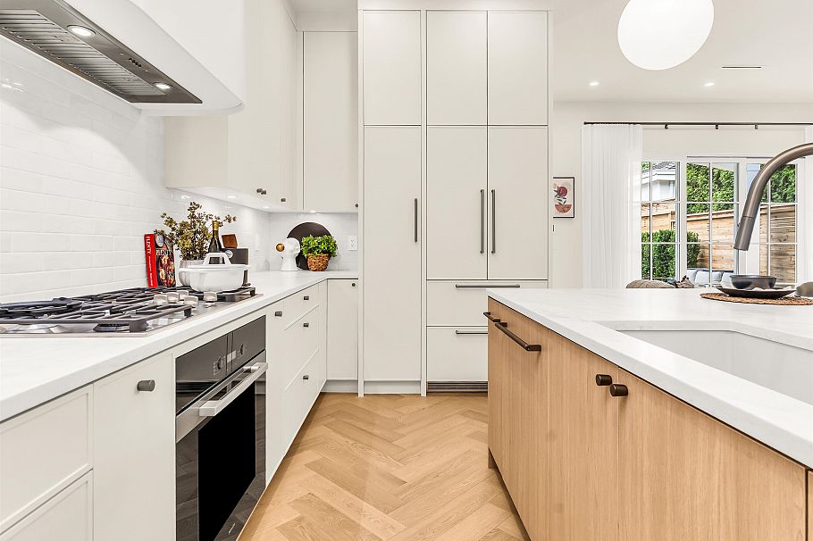 2 2043 W 45th Avenue Vancouver, BC - 11