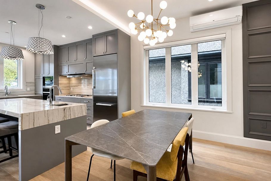 4618 W 8th Avenue Vancouver, BC - 8