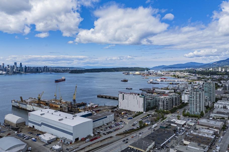 310 360 E 2nd Street North Vancouver, BC - 27
