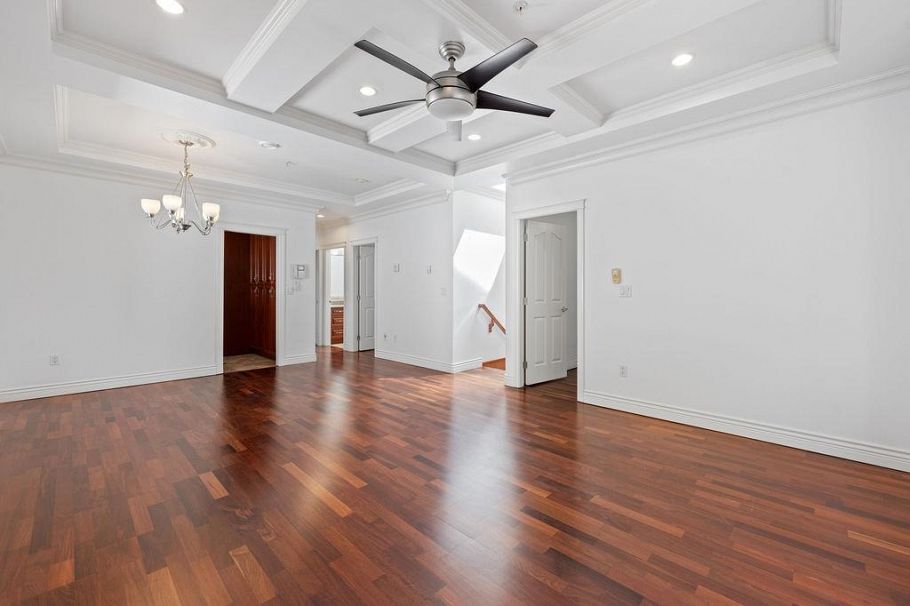 5388 Sherbrooke Street Vancouver, BC - 8