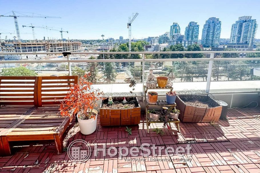 808 221 UNION STREET, Vancouver BC V6A 0B4 Vancouver, BC - 21