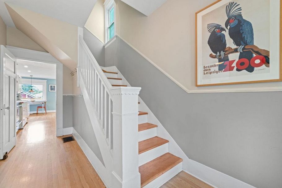 1153 E 13th Avenue Vancouver, BC - 3