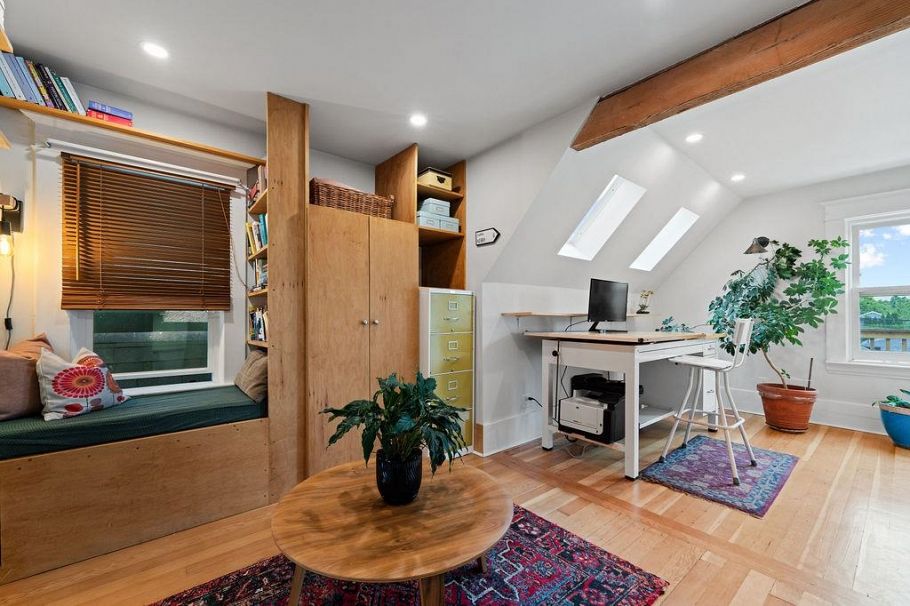 1153 E 13th Avenue Vancouver, BC - 32
