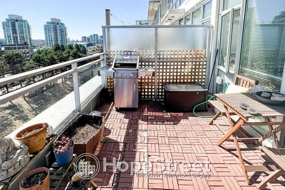 808 221 UNION STREET, Vancouver BC V6A 0B4 Vancouver, BC - 22