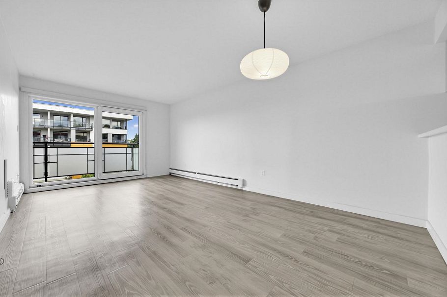 310 360 E 2nd Street North Vancouver, BC - 8