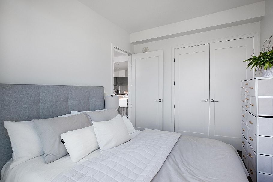 901 1616 Columbia Street Vancouver, BC - 10