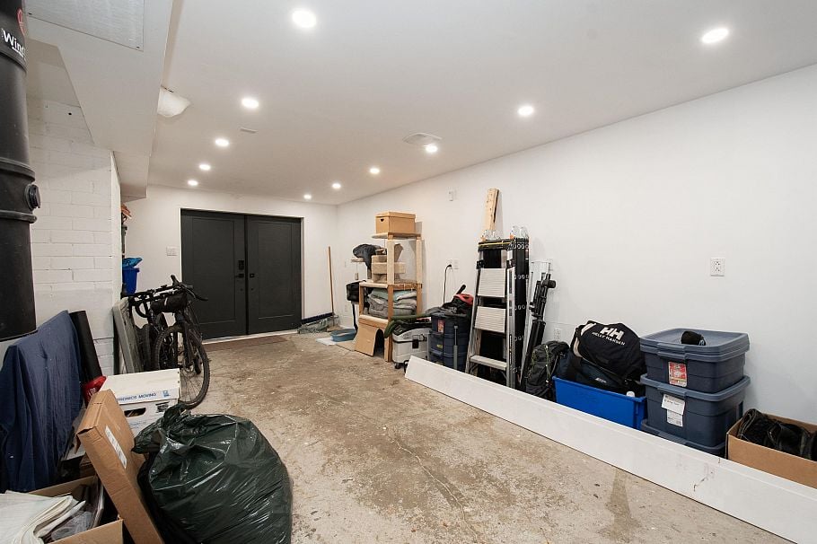 2175 Greylynn Crescent North Vancouver, BC - 33