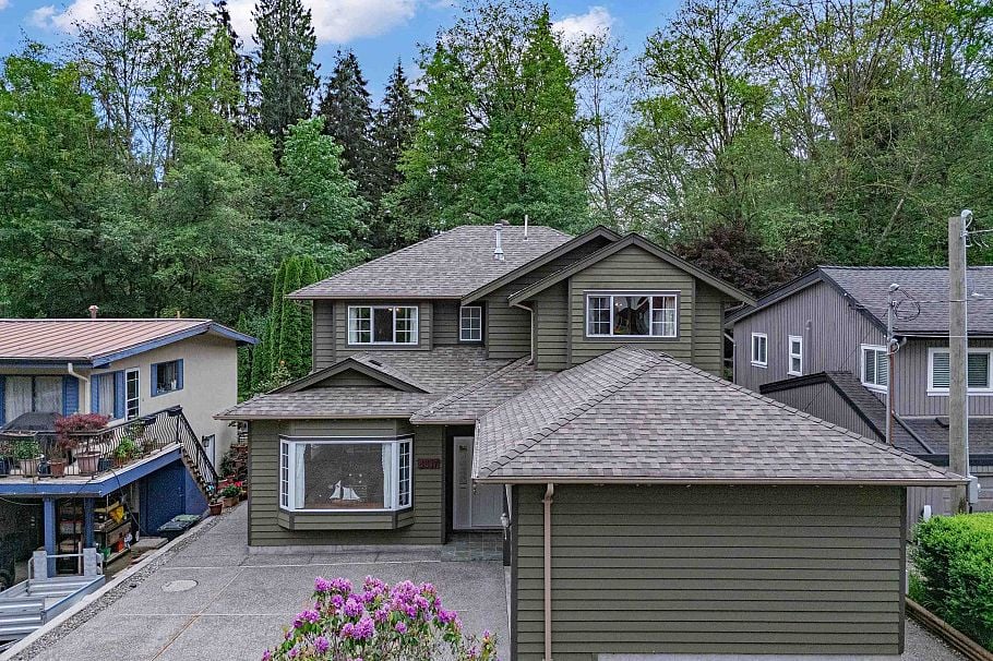 4317 Cliffmont Road North Vancouver, BC - 26