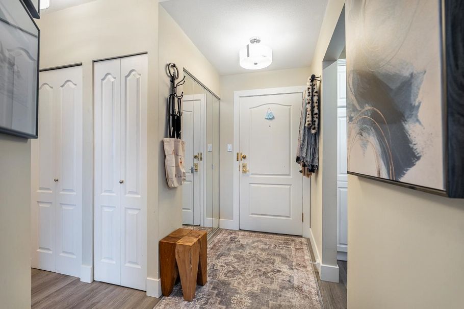 903 140 E 14th Street North Vancouver, BC - 31