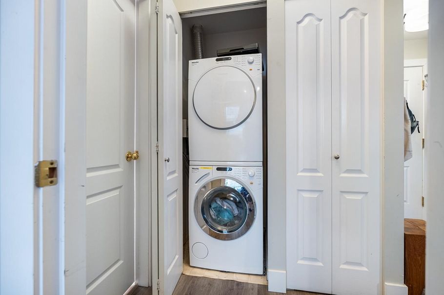 903 140 E 14th Street North Vancouver, BC - 30