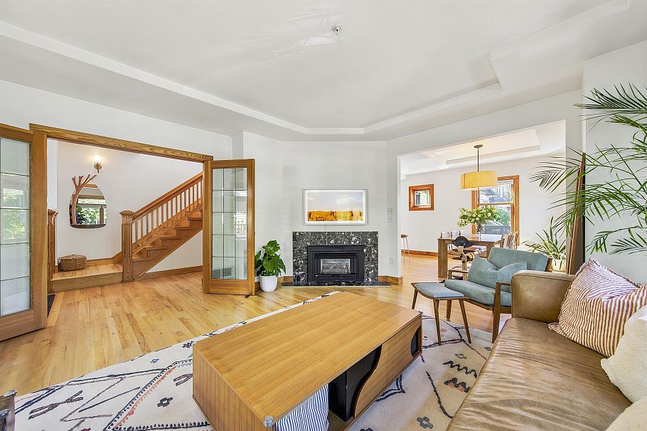 1608 Woodland Drive Vancouver, BC - 12