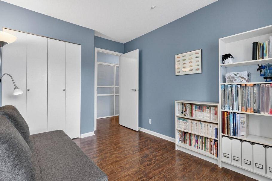 310 8495 Jellicoe Street Vancouver, BC - 15