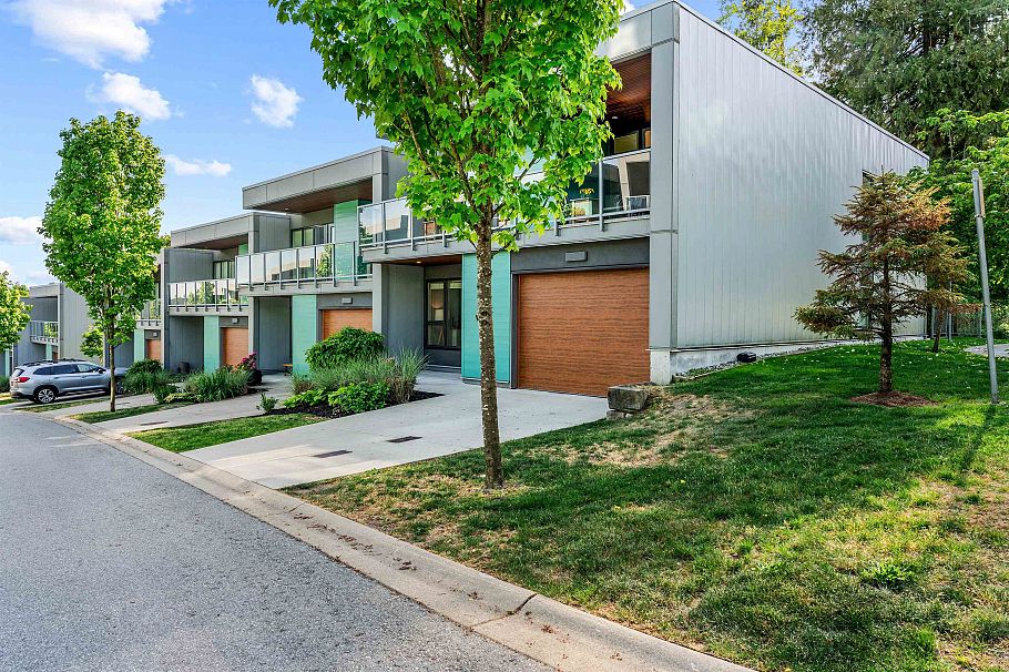23 3596 Salal Drive North Vancouver, BC - 38