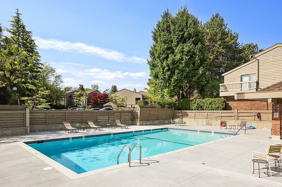 506 2101 Mcmullen Avenue Vancouver, BC - 21