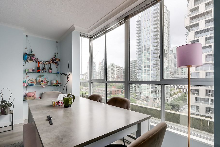 1401 1500 Howe Street Vancouver, BC - 7