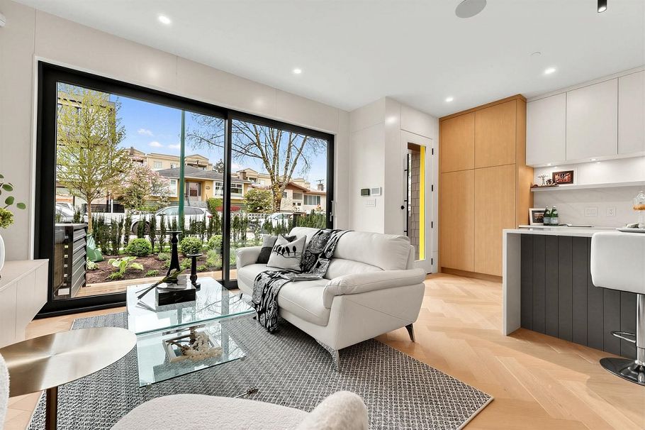 4956 Chester Street Vancouver, BC - 4