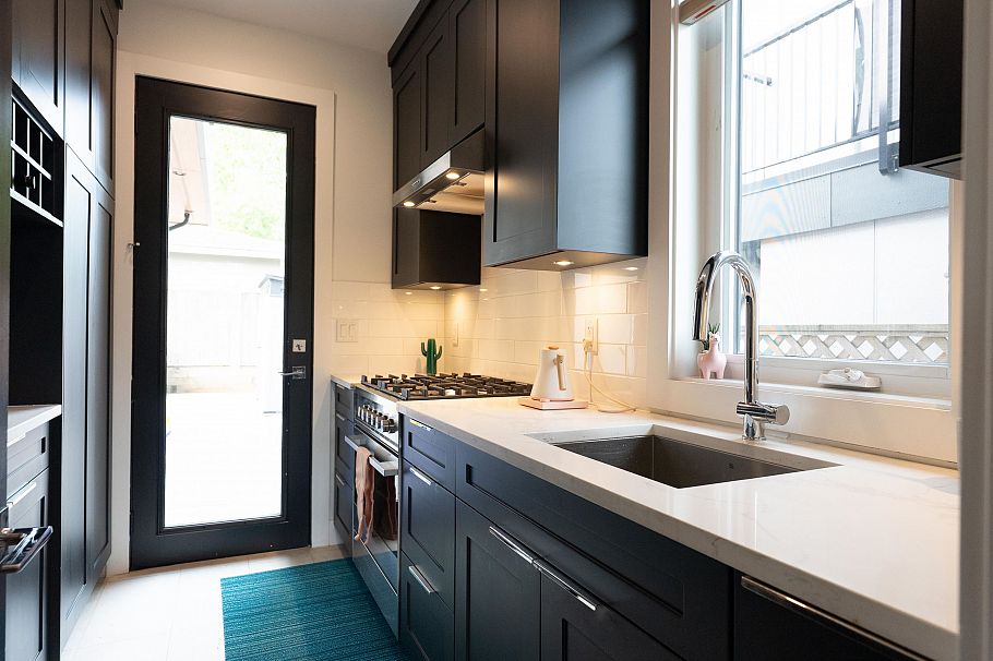 900 Hendry Avenue North Vancouver, BC - 12